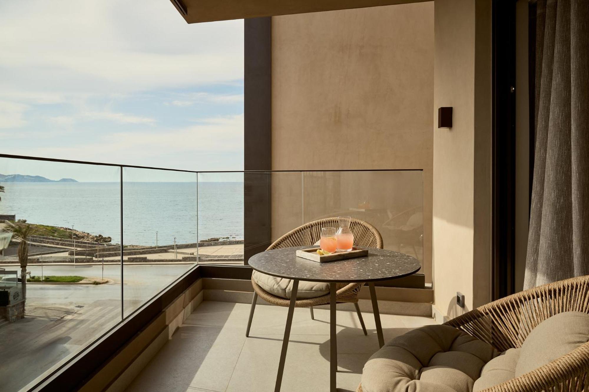 Rocca A Mare - Handwritten Collection